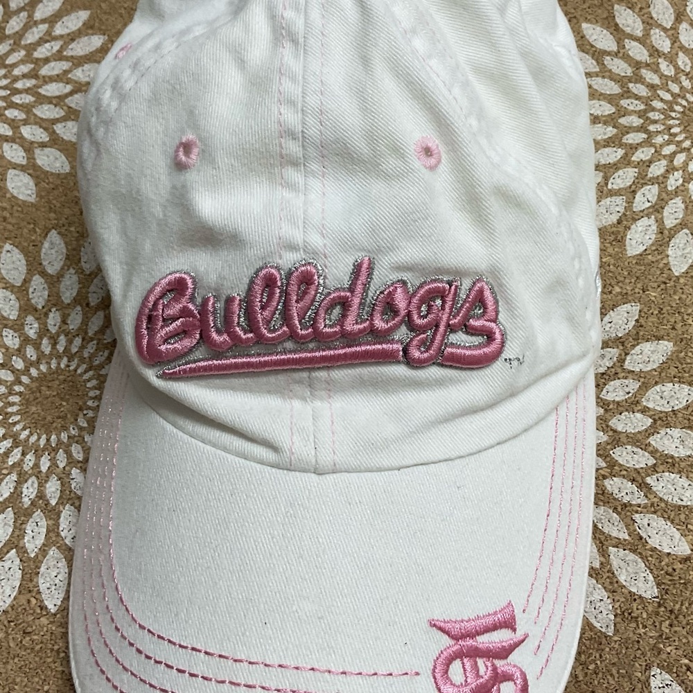 Fresno State Bulldogs Pink & White Hat COD